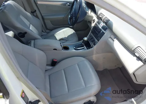 2006 Mercedes-Benz C 230 Sport from USA, damaged, VIN WDBRF52H26F732317